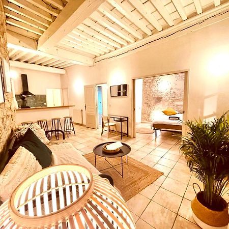 Le Moka Charmant Appartement Au Coeur De Ville Νιμ Εξωτερικό φωτογραφία