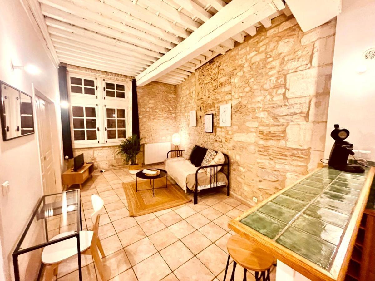 Le Moka Charmant Appartement Au Coeur De Ville Νιμ Εξωτερικό φωτογραφία