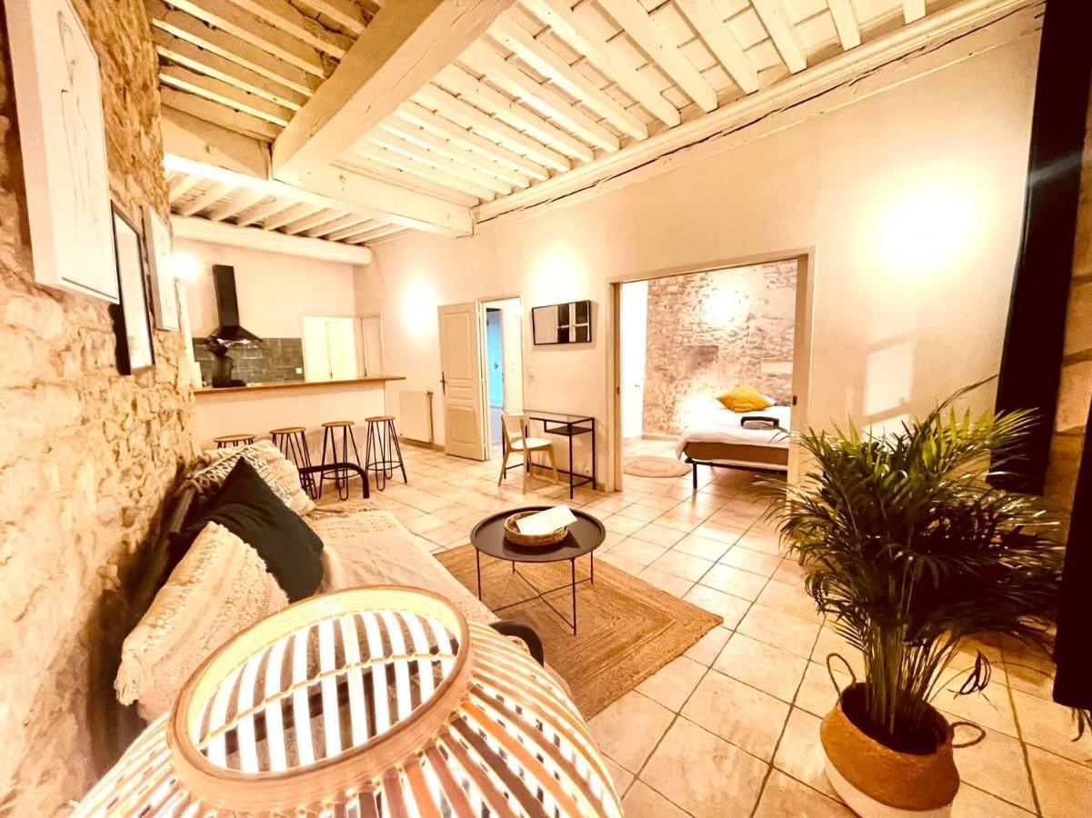 Le Moka Charmant Appartement Au Coeur De Ville Νιμ Εξωτερικό φωτογραφία